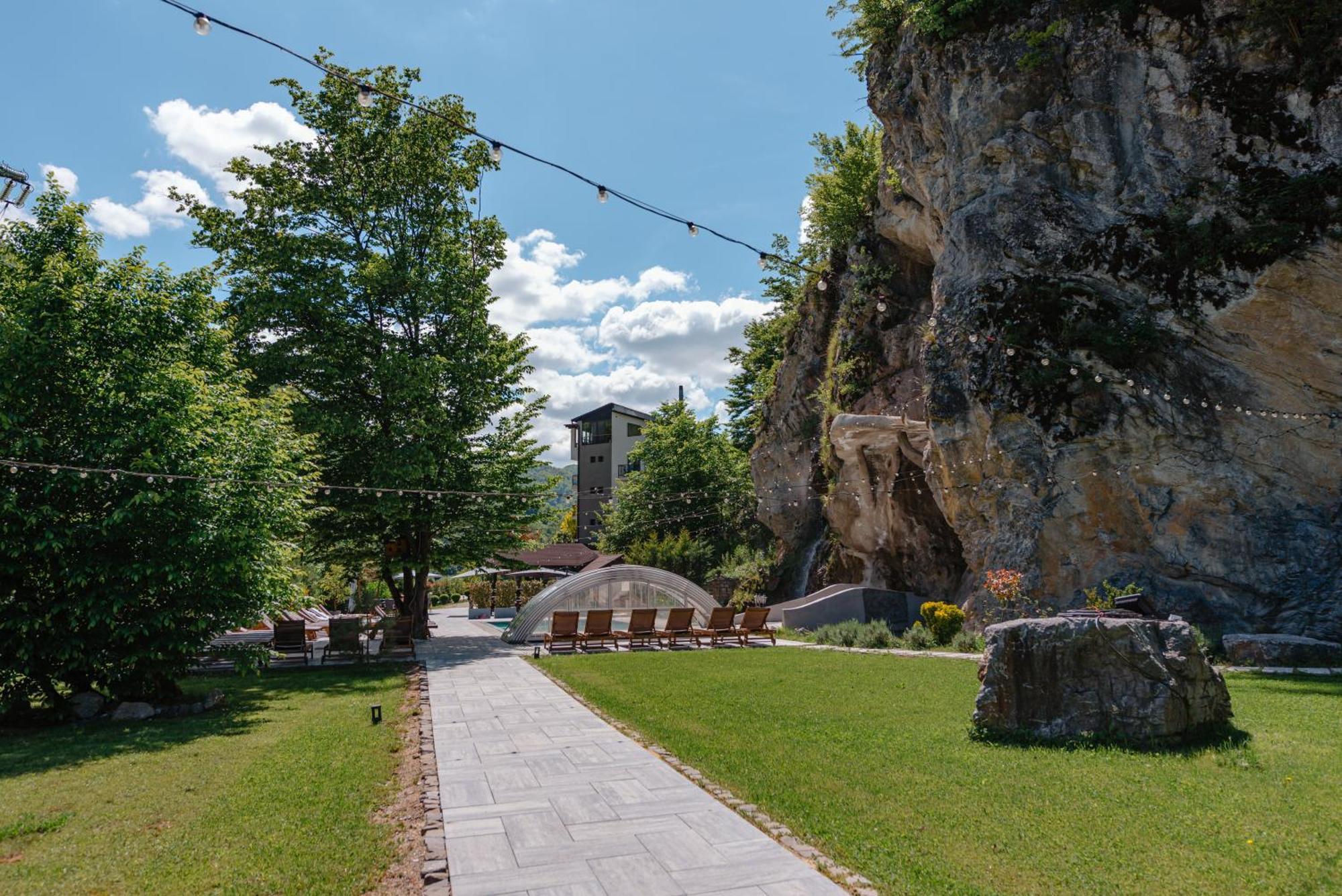 Pensiunea Apuseni Wild Remeti Exterior photo